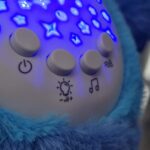 Stitch Plišani Projektor – Lampa i igračka u jednom - 529174965 683090538078666 3521054274640995681 N.Jpg