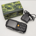 Mobilni telefon Land Rover Dual sim Srpski meni - slika 2