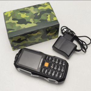 Mobilni telefon Land Rover Dual sim Srpski meni - slika 2