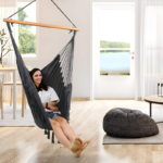 Boho Baštenska Ljuljaška – Udoban Kutak za Opuštanje na Otvorenom