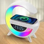 G LED Lampa 6u1 — Bluetooth Zvučnik, Punjač 15W, Sat i RGB Svetlosni Efekti - G Led Lampa Rgb Efekti Detalj 1.Jpg