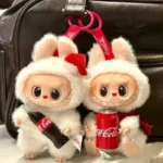 Labubu x Coca-Cola – Limitirana Kolekcionarska Edicija - Labubu Limenka I Flasa Cocacola 400×400 1.Webp