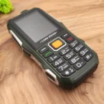 Landrover telefon C9 dual sim Srpski meni - Landrover Telefon Sa Lampom 400×400 1.Webp