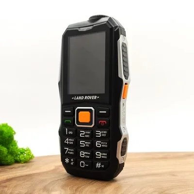 landrover-telefon.webp Landrover telefon C9 dual sim Srpski meni