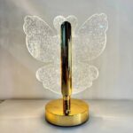 Stona Lampa Leptir – Dekorativno Svetlo za Spavaću Sobu