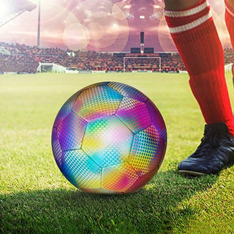svetleca-fudbalska-lopta-1.jpg Hologramska Svetleća Fudbalska Lopta FLASHBALL — Zabava Danju i Noću