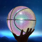 Svetleća Košarkaška Lopta FLASHBALL – Hologramska Koža za Igru Danju i Noću - Svetleca Kosarkaska Lopta 3.Png