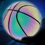 Svetleća Košarkaška Lopta FLASHBALL – Hologramska Koža za Igru Danju i Noću - Svetleca Kosarkaska Lopta 7.Png