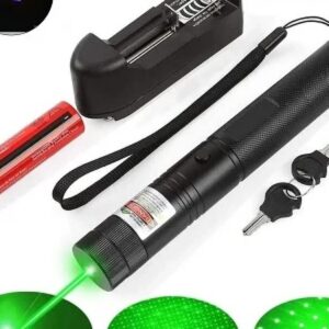 Zeleni laser sa punjivom baterijom i podesivim fokusom — domet 10 km - Zeleni Laser Za Decu Podesiv Fokus Detalj.Jpg