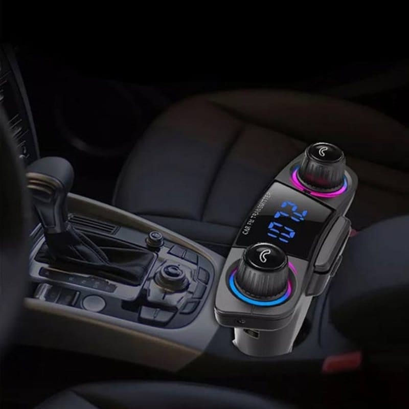 Bluetooth FM transmiter za auto — u upotrebi