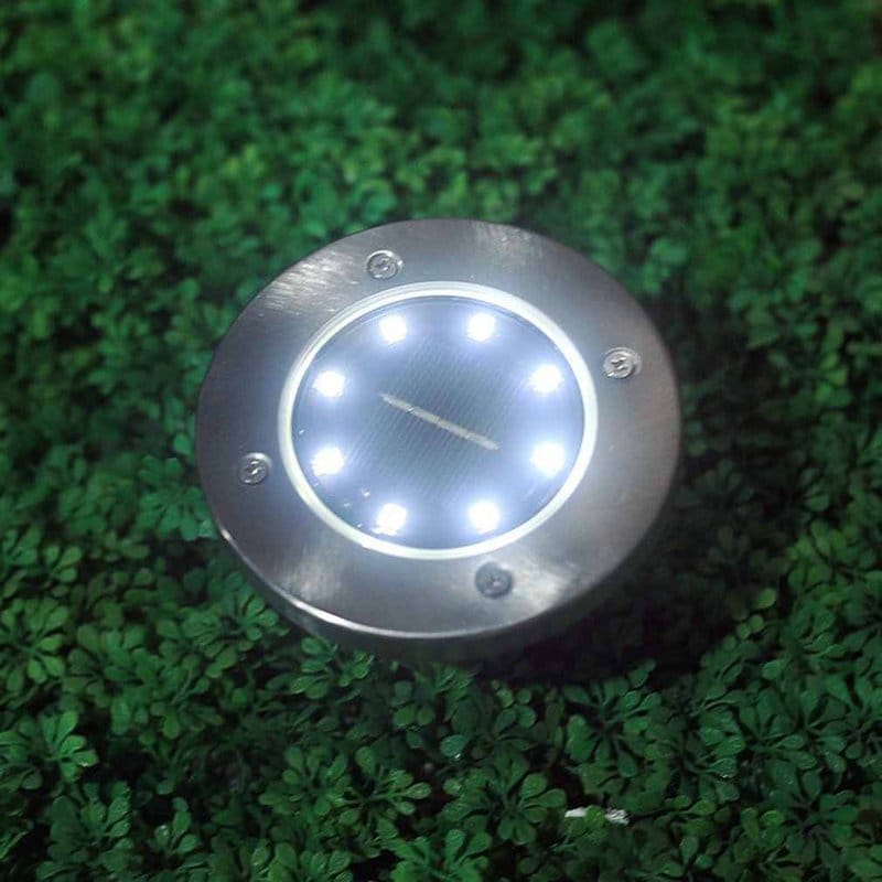 solarne LED lampe za baštu — prednja strana