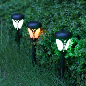 Solarne lampe 10 komada — u upotrebi