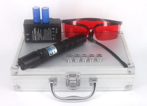 Plavi laser 5000w Najaci plavi laser - u upotrebi