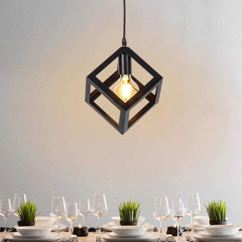 Crna kockasta viseća lampa 16x28 cm – grlo E27 kockasta viseća lampa - u upotrebi